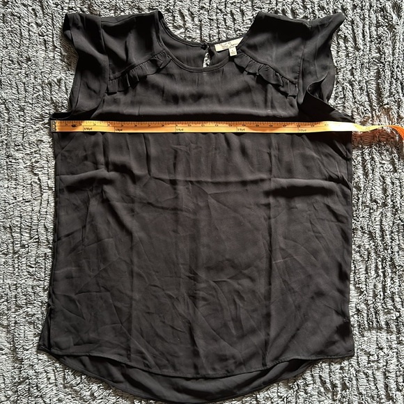 Stitch Fix Top- LesSerein - Picture 6 of 8